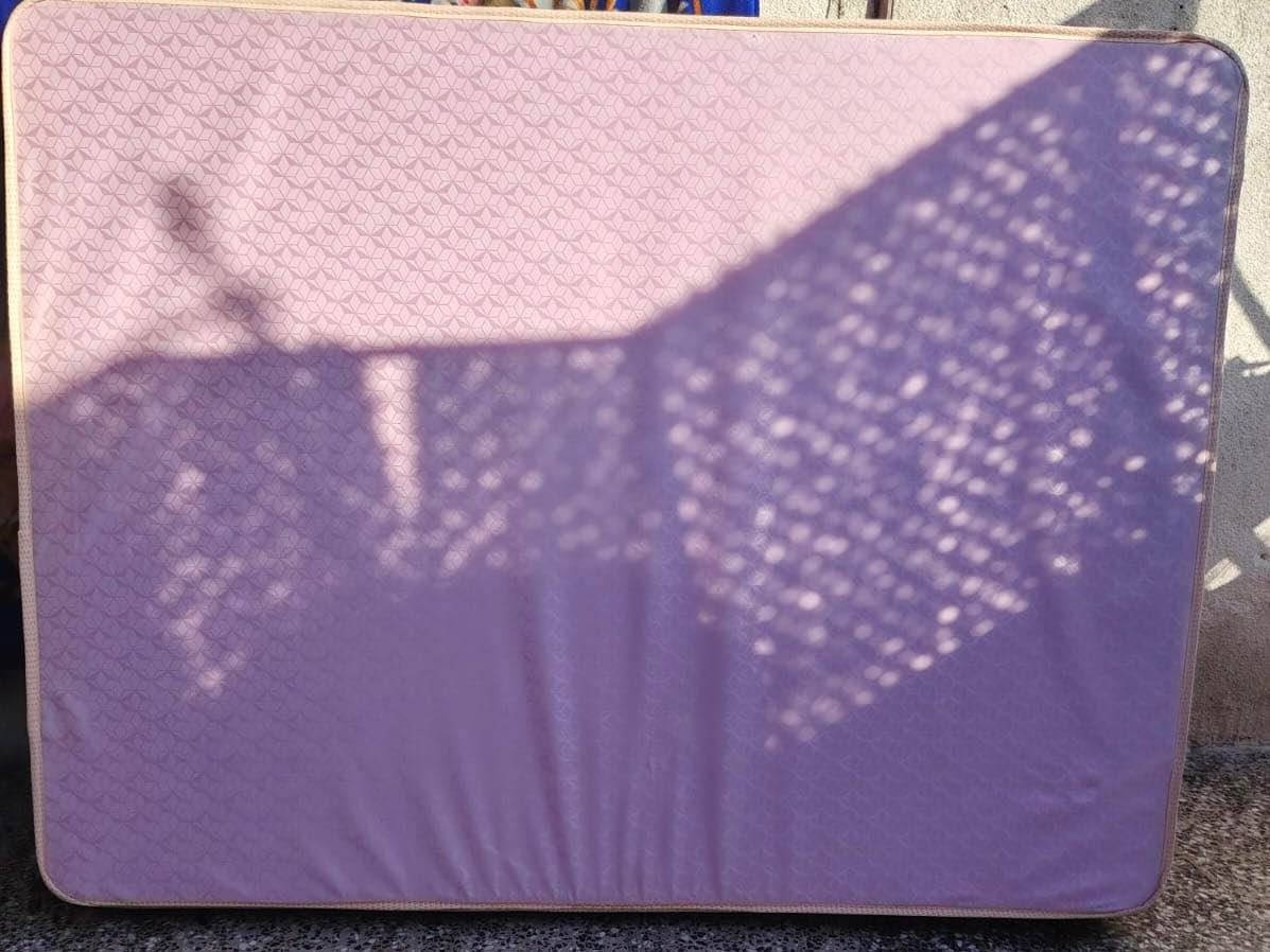 دوشك نفرين مستعمل صارله شهر بحاله جيده جداً 
السعر خاص اولي مو شراي لايدخل خاص بغداد, العراق


**إذا كنت صاحب هذا الإعلان وتريد حذفه لأي سبب، رجاءا أرسل رسالة إلى الدعم الفني**