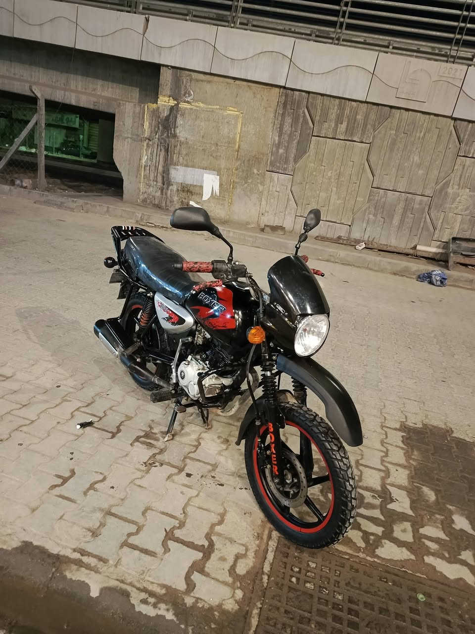 للبيع بوكسر جبلي مديل 2023 طالعه بل 25 أوراق اصولي وكيله بالخان بسمي فول نضافه جديده و جاهزه مجهزه كهربائيات كلها شغاله مكان نجف سعر مليون و 250 و بيها مجال ***********
