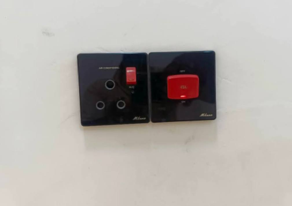 بيت زراعي للبيع بناء حديث
قرب شارع عيد
الاستفسار الاتصال على هاذا الرقم 
***********
