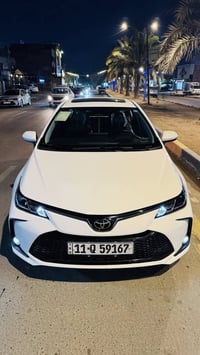 تويوتا كورلا شكل خليجي موديل 2025 السياره جديده مكفوله من الضربه والصب...