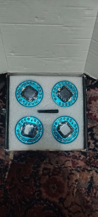 للبيع كبات نشره بي هوتي حركات ع الطاقه الشمسيه يشحن ٣٥ الف 07702628312