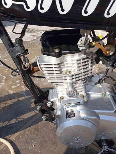 سلام عليكم دراجه للبيع مكفوله كفاله عامه تعميره 2025 مكاني مركز السعر 700وبيها مجال للطيبين الاتصال على رقم ***********
