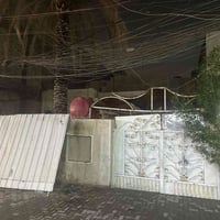 اعكادة محلة ٤٣٠ • دار للبيع • ١٩٨م