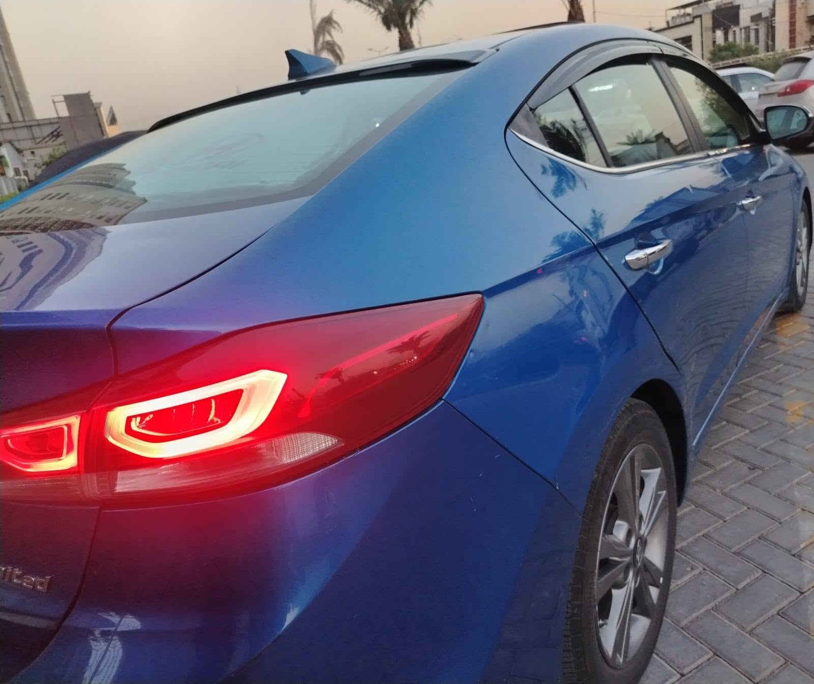 اااااقره المنشور لنترا ٢٠١٧ نضيفه جداآ  مواصفات فول ليميتيد ليميييتد ماشيه ٨٥ شرط الفحص 
جاهزه من كل شي السياره وفووول مواصفات رقم بغد الدولي شرط التحويل مكينه ٢٠٠٠ دوش
كير ايتي ساكن الكرخ السعر ١٢٠ وارد كندي بيهه منضومة غاز 
مواصفات
سلايت طكتين
بصمه ابواب وجنطه وتشغيل
جنطه ذكيه تفتح عند الاقتراب
داخل جلد وكشن كهرباء
خزن ذاكره ميموري
5 تجاوي
سماعات انفينيتي دمام امامي وخلفي
شاشه كار بلي شاشه عطلات
بوصله في الشاشه
تدفئه كشنات مع السترين
وكشنات الاماميه والخلفيه تدفئه
ليدات امامي وخلفي
نضام  ترحيب عند الاقتراب
كشن كهرباء
مري اشاير وقلابه
خزن ميوري
ابواب والترايش نيكل اصلي
سياره اهواااي بيهه مواصفات
٣ انضمة قياده كروز سرعه
تحكمات استيرن
لاقطه ونضام تزحلق
رادارات
بوصله بالشاشه
عندما تمشي السياره تفتح الباب  موسيقي تنبيه
حساسات
كاميرا دواره
تبريد بيانو مناخي
كروز سرعه
وبعد بيهه مواصفات
للاتصال ***********
