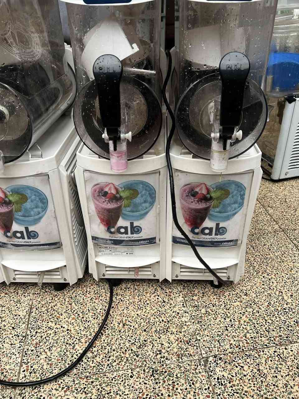 سلام عليكم يوجد لدينا جميع سوفتات مرواس بيع شراء ع فحص ع ضمان ضمان موسم
شنو عندك دزه لي ب خاص او وتساب 
عارضات مكائن ازبري مكائن عصير تجهيزات محلات مرطبات مكاني بغداد العبيدي للاستفسار الاتصال او مراسله وتساب
***********
