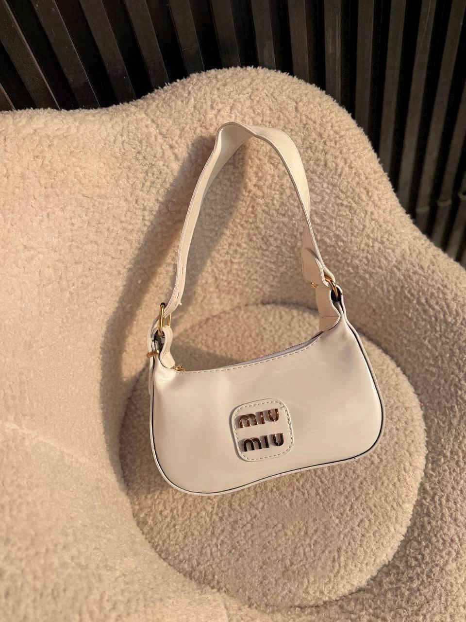 عروض شهر رمضان !!!!! 🥰🔥🔥🔥
.
.
.
.
جنطة نسائية 😍🔥
بسعر 10 الف والتوصيل مجاني 🥹🔥 

يوجد توصيل كافة انحاء العراق استغل العرض قبل الانتهاء ليفوتك 😍🔥 .


**إذا كنت صاحب هذا الإعلان وتريد حذفه لأي سبب، رجاءا أرسل رسالة إلى الدعم الفني**