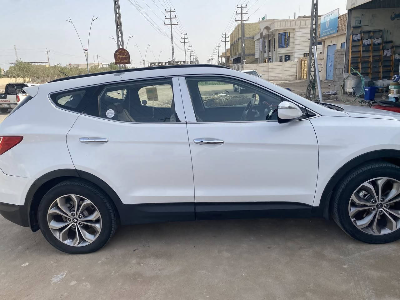 للبيع سنتافي خليجي 2014
🔹 محرك: V6 مفتوح 

✨ المواصفات: فول 1/1 
✅7 راكب 

✅3 قطع تبريد 

✅تحكم ستيرن

 ✅شاشة كبيره + بلوتوث + 

✅كاميرا خلفية + حساسات

‏✅USB + (تشغيل وربط بدون سلك)

✅ بصمه عدد2 ابواب وتشغيل 

✅بصمه

✅شاشه كبير

✅فتحه بنوراما  

تخم تاير 
حداديه جاهزه 

مكفوله من الصبغ والتبديل فقط بارد 

رقم جديد الدولي (بصره)بأسمي شخصيا 
فحص هزه سنويه كله جديد تريد تحويل ثاني يوم  

السعر 173 بيها مجال بسيط حق جيه🌹♥️
***********

‭0783 841 5562‬
