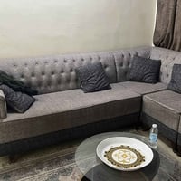 تخم • نظافة ٩٠٪ • كنبة