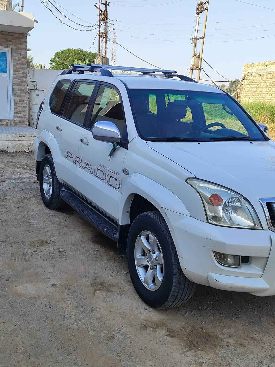 للبيع موديل 2009 اربعه سلندر  السونار مع الصور مكانه ديوانيه السعر 180 وبيه مجال  ***********
