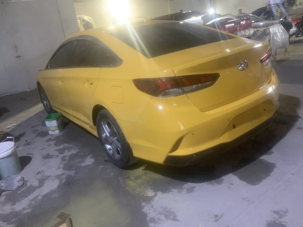 سوناتا 2023 وارد كوري غاز  تكسي بدون رقم  
داخله بالمنفيس اجره 
مكفولة ضربة وكص ..بيها بنيد مبدل اصلي 
محرك 2000 
ماشية 13 الف 
لد امامي 
كشنات جلد 
حساسات خلفية 
السعر 175 
الاتصال ***********
البصره حي بغداد
