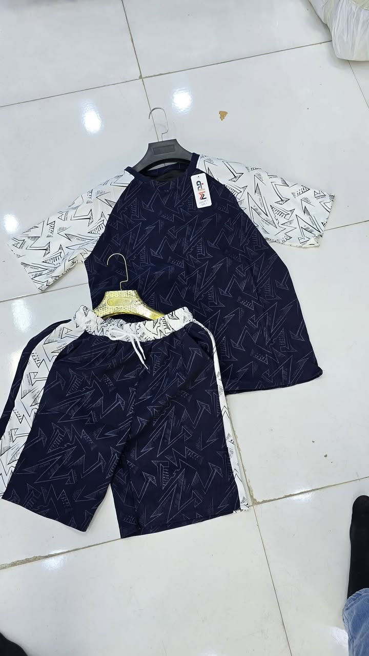 تراك برمودة 10 الاف كامل


**إذا كنت صاحب هذا الإعلان وتريد حذفه لأي سبب، رجاءا أرسل رسالة إلى الدعم الفني**