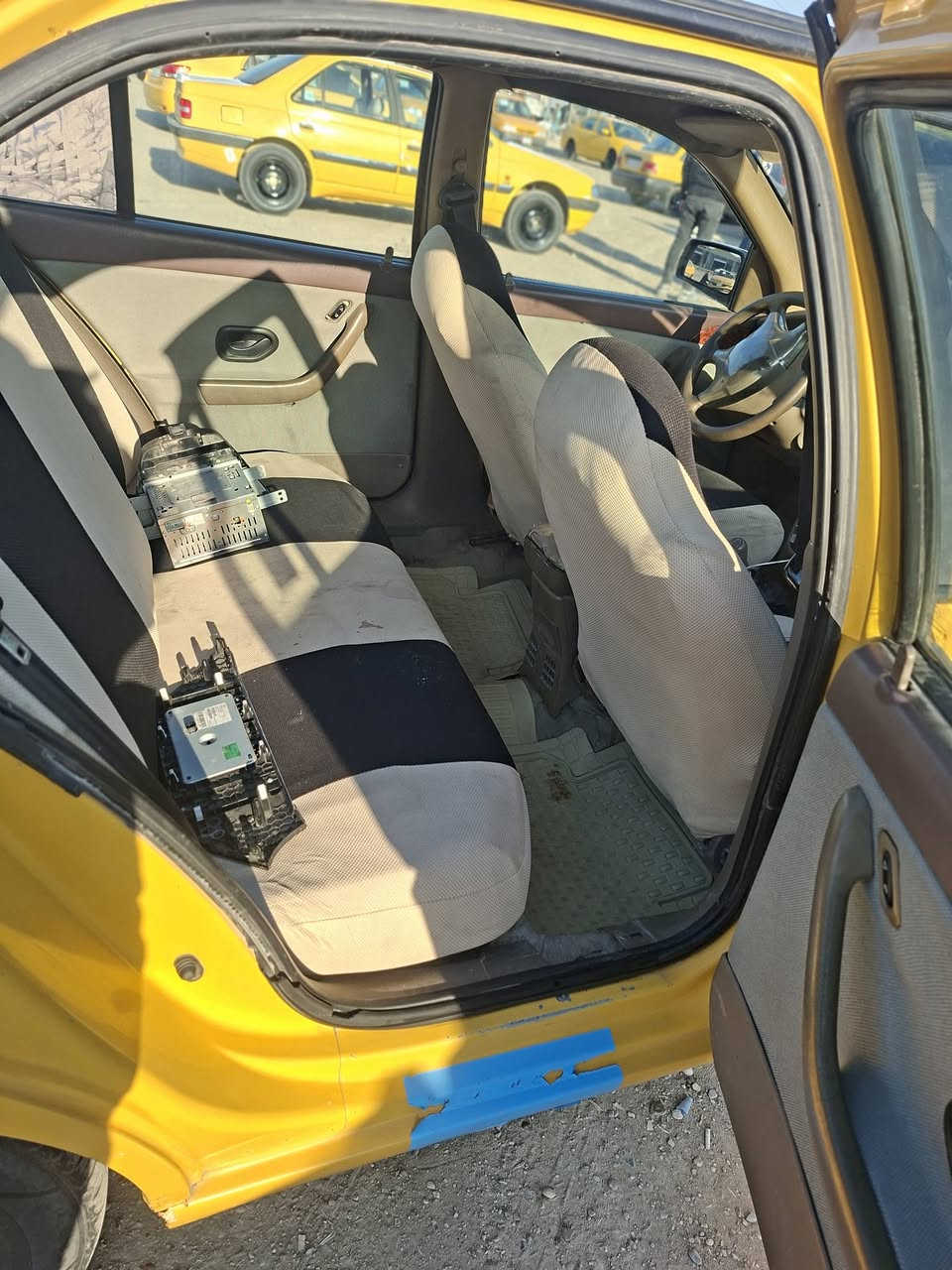 سلام عليكم سمند مديل 2011
سياره خير من لله 
كير مكينه تبريد 
صدر خلفي امامي 
جدد سياره طخه بصيطه ب ب خشم جاملغ السايق
وبنيد مبدل 
السعر 35 بيه مجال للطيبين
العنوان البياع 
رقم هاتف 
***********
