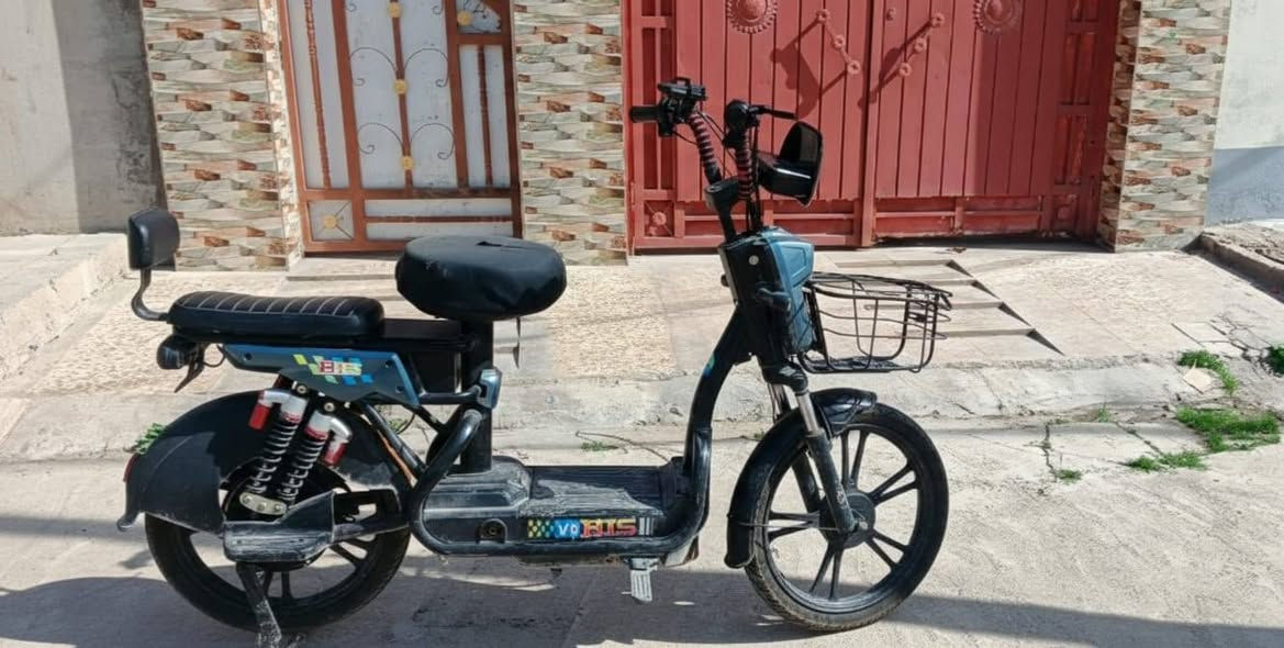 مطور شحن للبيع ١٢٠ بطريات ع نص *********** اسيا ***********
