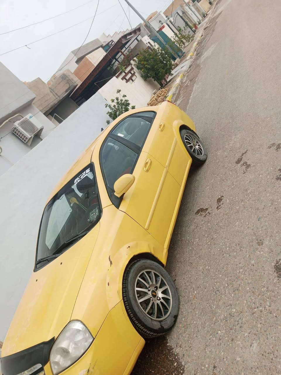 سلام عليكم البيع سياره حلوه مال جناي حادث مابيه ولا معجون كير ومحرك بشرط رقم جديد سنويه جديد مصفره هيه وقرامه خاص ماكو اتصل ***********   موديل 11. مكاني بيجي
