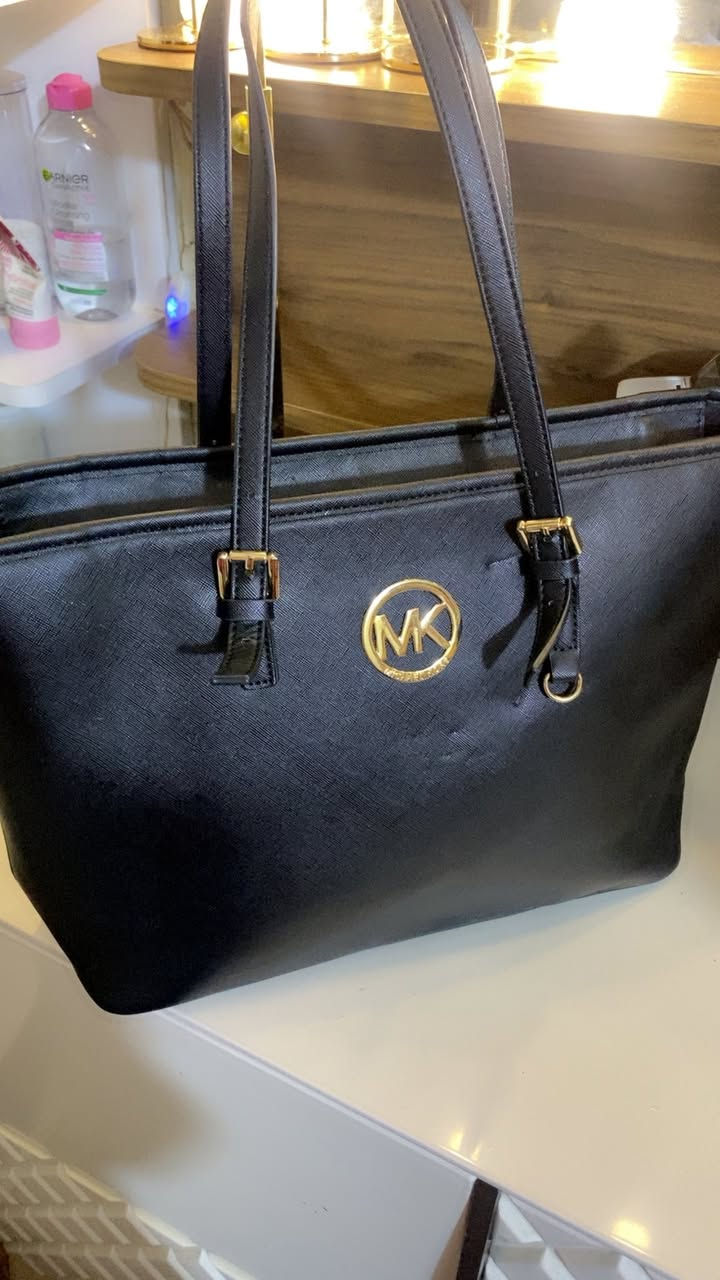 اي قطعه سعرهه ١٠ الف


**إذا كنت صاحب هذا الإعلان وتريد حذفه لأي سبب، رجاءا أرسل رسالة إلى الدعم الفني**