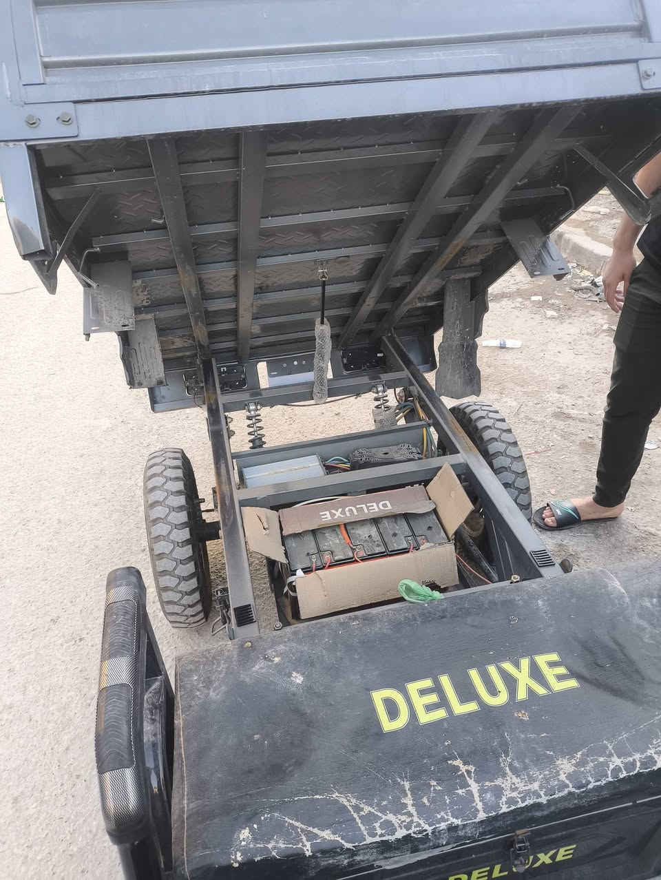 سلام وعليكم شباب ستوته شحن 5 بطاريات اي نقص مابيه 
موديل 2025 ستوته جديده سعر 1300 وبيه مجال مكاني بغداد البلديات ***********
