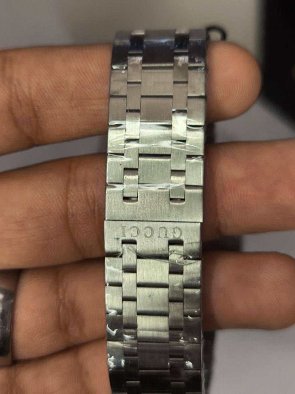 ساعة Gucci سلم ثكنس سويس ميد
تصميم Gucci الكلاسيكي العصري
لمحبين الاناقة والتميز 
ميناء مميزة مختمة بشعار الشركة 3D
 زجاج زفير ضد الخدش
سنتر ثواني مخفي
ساعة مصنوعة من الاستانلس ستيل جودة عاليه
ختومات حفر بالكامل
مقاومة ماء وغبار

القطعة تحفة فنية

 السعر: 50،000 الف ع اول تم
للحجز مراسلة الصفحه


**إذا كنت صاحب هذا الإعلان وتريد حذفه لأي سبب، رجاءا أرسل رسالة إلى الدعم الفني**