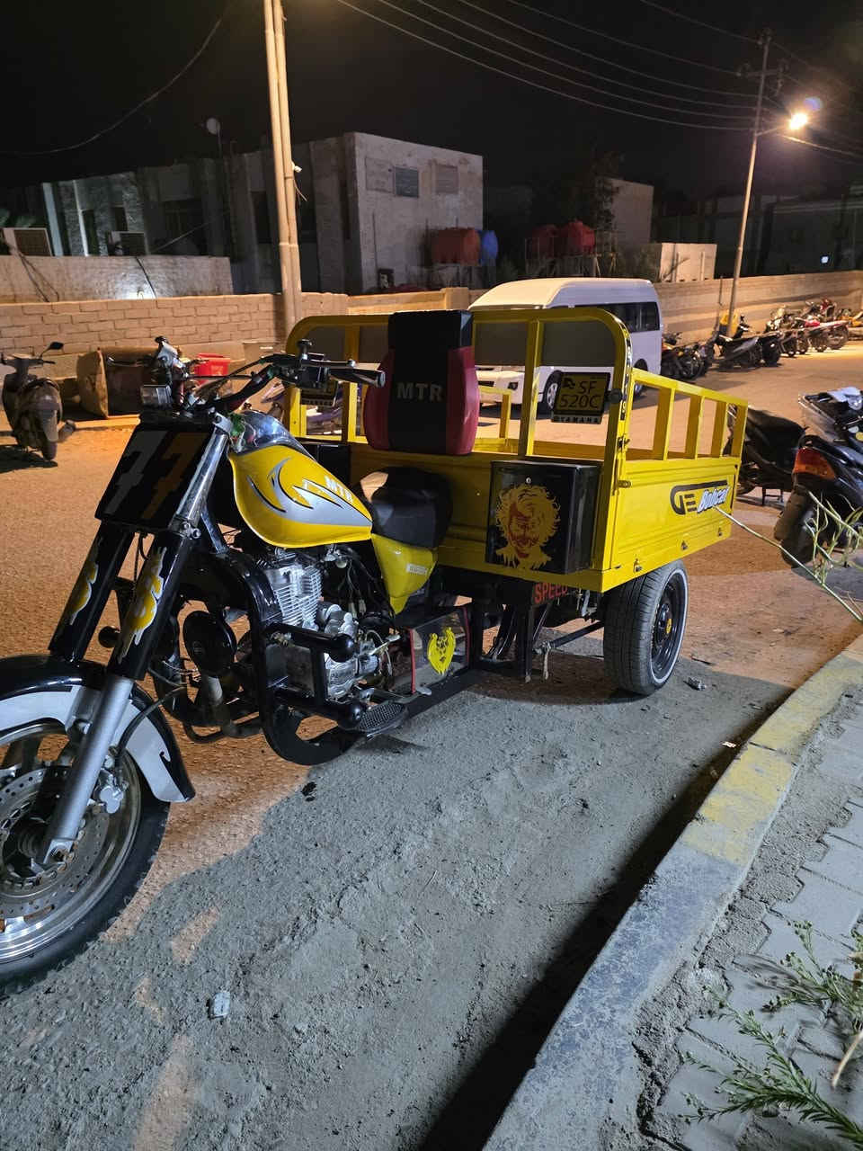 ستوته أم تي ار بيهة مكينه نيفان. توة شادهة للبيع.  السعر.  خاص.  هذا الرقم بي واتساب ***********
