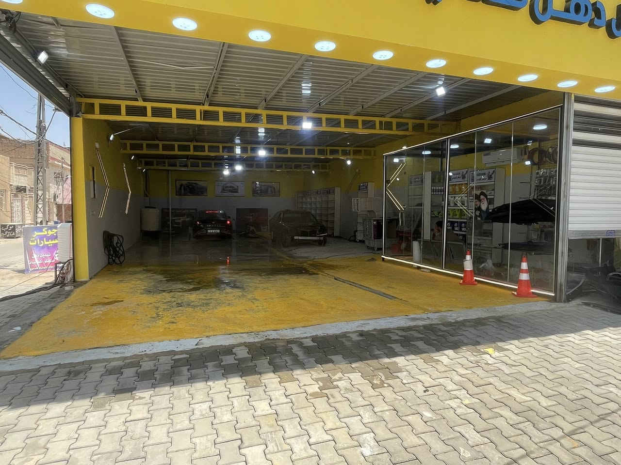 محطه غسل للبيع جاهز من كل النواحي سبب البيع عدم التفرغ المحطه تحتوي 
🧽-جكات غسل عداد 2ارقه نوع معه ضمان 5سنوات 
1-كمبرسير 350كاتم ماكو صوت ابد📢
2-بشاره غسل 208بار ثير فيز 
3-بشاره غسل مطور بانزين
4-تانكي ماي 2000لتر
5-تانكي ماي 500لتر 
6-تانكي ماي ارور 500لتر 
7-مبرده كوفيره كبيره كلش 
8-سبلت 2طن 
9-اميوز حدثه عرض الدهن 12ميز
10-افيز جام مغلق 
11-كماليات و أكسسوارات سيارات 
12-دهن كامله 
13-ماسكات عرض عداد 2خارجيات
14-فنرات كهربائيه
المساحه 300متر 
🏘️النجف -تقطع جامعه وفاء-مقابل سنونو 
الإتصال ***********

￼￼
