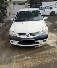 رينو لوكان ٢٠١٧  لون اليض رقم بغداد الجديد باسمي السياره ماشيه ٨١  كير...