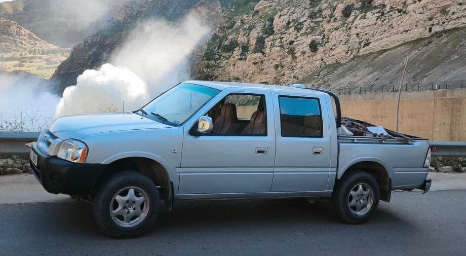 سولار بيكاب 2005 رةقةم سليمانى پليت انگليزى 
سةنةوى تاكوو 2029 تازةية 
كارتي بانزين بو كراوة
 خاوه ني له كه لاره
سياره يه كه تابلي جوانه مالي دوسته 
به شرتي گيرو مه كينه هه مووي لوك لوكه
تبريد تفييه هه موو به شرت ئيش دةكان 
تحويل غرامه بةشةرت 
نرخى 65 گةلاو معامةلة
ژ . خاوةنى *********** كالار, السليمانية
