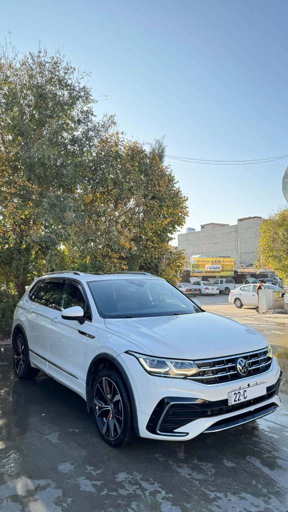 ڤۆڵکسواگن
تیگوان, 
SEL Premium R-Line, 2022
ماوەی ڕۆیشتن : 60 هەزار میل
بۆیاغ: بۆنید بۆیاغ
پستۆن: 4 پستۆن
بزوێنەر: 2.0
 پەڕەشوتەکان سەلامەتن 
کامێرای دواوە - پانۆراما - ڕاگری نشێوی - کامێرا ٣٦٠ - حەساس - گەرمکەرەوە و ساردکەرەوەی کوشن - سلاید - بەسمە - دیاریکرنی خێرایی - شاشە - سیستەمی کلیلی زیرەک - ٦ پەڕەشووت - لایتی پێشەوەی زینۆن - لایتی پێشەوەی لید - AWD - ڕادار - بلاجکتۆر
ناونیشان: چوارقورنە
نرخ/ ٢٤٨ 
☎️  *********** - *********** رانية, السليمانية
