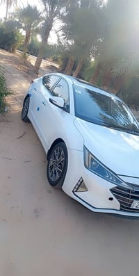 موديل ٢٠١٩ • جلد • ماشي ١٠٠ الف