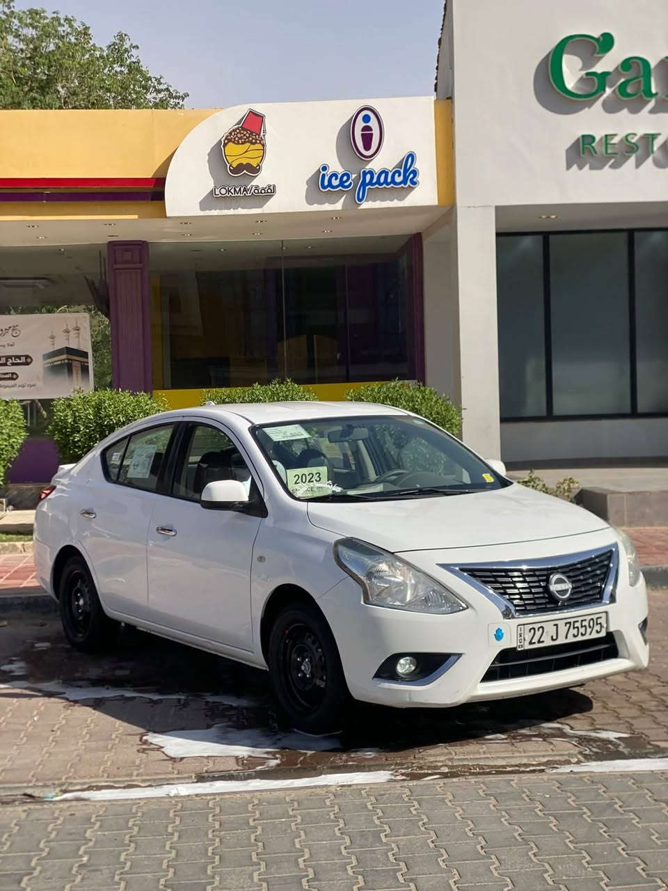سلام عليكم للبيع نيسان صني موديل 2023 مواصفات صني حلوه شاشه كامره تحكم سترين حاكيه حساسات خلفيه يدات نيكل شباك الجديد نحله مواصفات صني معروفه تخم تاير جديد مانقصهه اي شي سبيراها مانزل بيها كتلوكات مال شركه سياره وضع شركه ماشيه 36  بعدهي وضع شركه جاهزه احله من صور رقم اربيل بسم شركه اتريد تحويل او وكاله مضمونه سياره كفاله عامه عده    جاملغ خلفي ربع صبغ بيه باقي  كفاله من زلغ شرط شراي يتصل عل رقم وخادم ٠ ***********. سعر 113 بيها مجال للشراي
