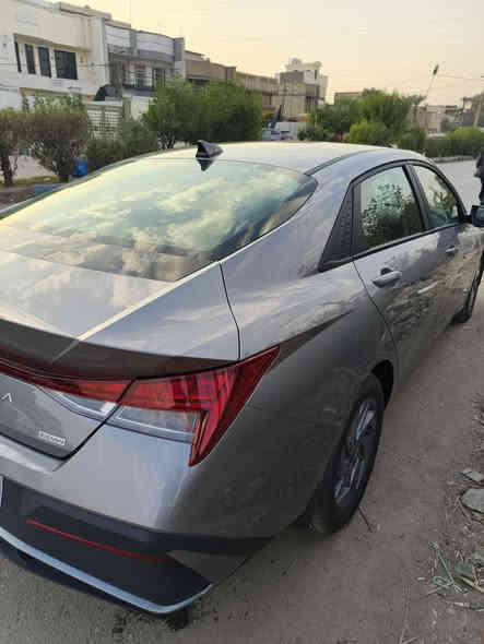 النترا هايبرد 2024 فئة بلو
‏
‏
‏سياره ‏حادثها فقط باب موضح بل صوره
فقط تبديل باب اصلي ‏وصبغ بل قبق مال بانزين قليل كلش ولسياره بدون ايرباك ومرقمه وكامله في بغداد
‏
‏المواصفات 
‏
‏شاشة جبيره 
ماشيه 35 الف
‏كامره خلفية
‏ كامره دوارة
‏مواصفات بصمه
‏ اشارة ترحيب
‏ جنطه دكمه
‏ لد مامي لد خلفي
‏ تحديد مسار 
‏نقطه عمياء 
‏قيادة ذاتيه 
‏3 انظمة قيادة
‏هاند بريد دكمه
‏اوتو هولد 

السعر ب165
***********

‏
