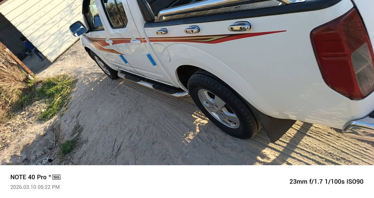 نيفاره ٢٠١٠ محرك نضيف كير اوتو نضيف تبريد. ثلج تخم تاير جديد السياره نضيفه كلش هزه ورقم وسنويه جدد رايده ٩٥ هذا رقمي  ***********
