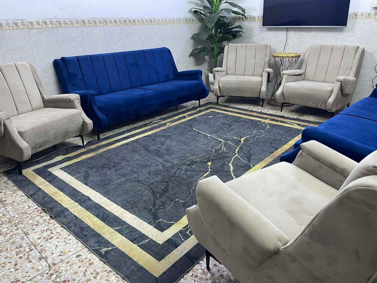 تخم عشره مقاعد للبيع مكانه حي العامل بغداد اي تخم عندكم تركي او مصري او سرير دزه خاص ع رقم واتساب ***********
