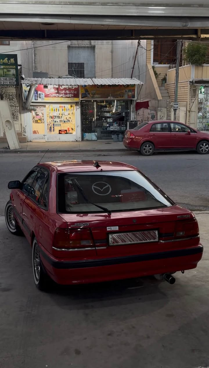 سڵاو خواتان لێبێ ئەم مازدایەمان هەیە بۆ فرۆشتن سەیارەكە بێ عەیبە ٢٥٠ مەسروفی تیانیە سەیارەكە ڕەقەمە و جایزە تەحویل و غەرامە بەشەرت ماشەڵا سەێارەكە جوان و باک و بێ عەیبە گێر و مەكینەی بەشەرتە تەقەو ڕەقەی بەشەرتە 8بەخ یەعنی بێ سەر ئیشه ،پاوەرە ،٤ جام کەرابەیە ،ئاوێنە کارەبا ،سلایدە و قفل مەرکەزی ،گیر عادی ،شاشەی گەورەی بۆ بسراوە ،پێشی تازە داگیراوە سەنەوی تا ٣٢ تازیە هەزەی تازەیە  هەموو کەربایکانی ئیش ئەکەن بەشەرت… ئەوەی حەزی لیە نامە بنێرێت بچوكی ئەکەم ***********
