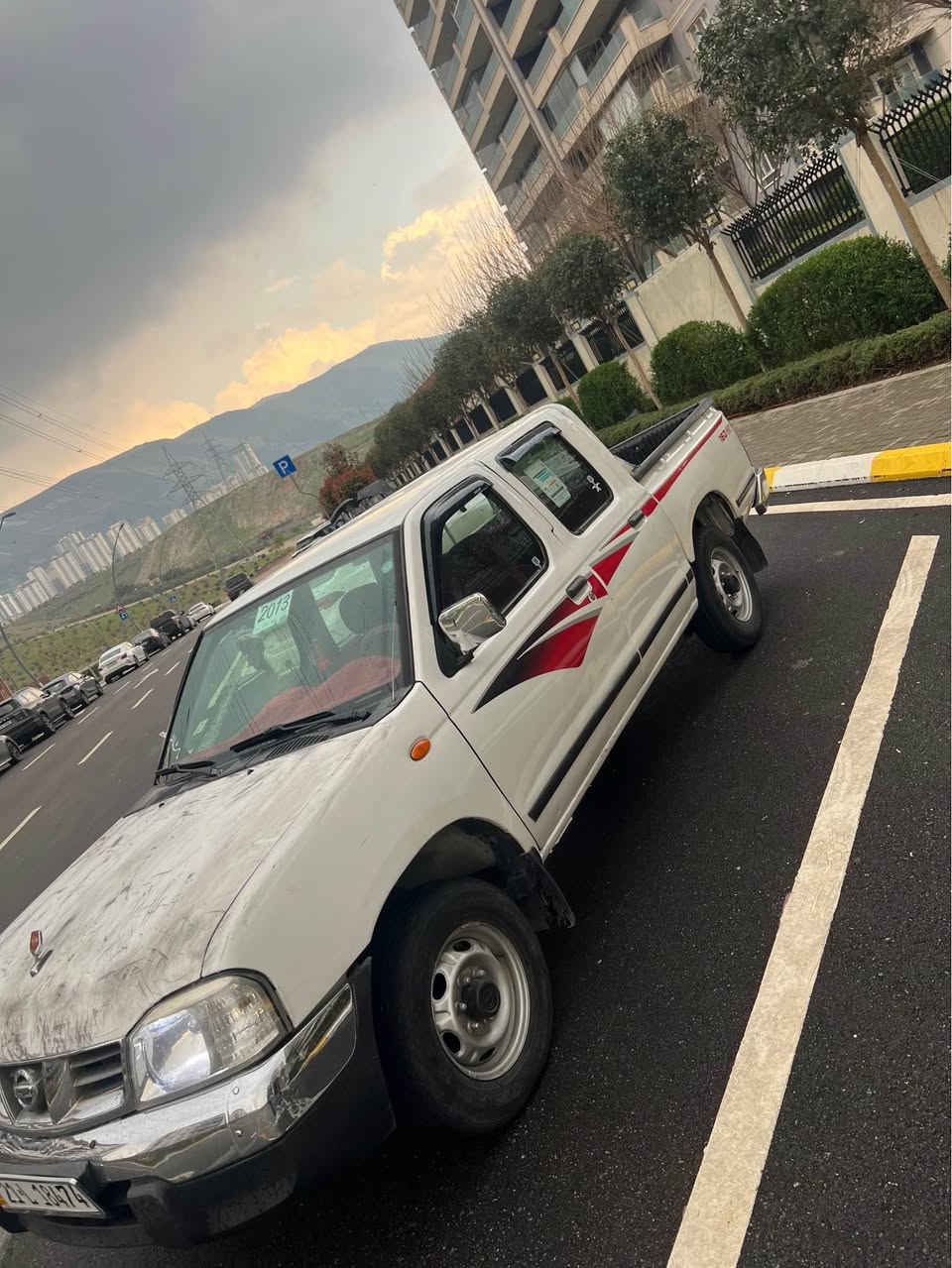 سلاوی خواتان لیبیت
٢٠١٣ ٥پارچەی بۆیاخە
مەکینەی نەکراوەتەوە تەبریدی بەشەرت تایەی تازە   سەنەوی تا  ٢٠٣٠ تازەیە   ناو بۆدی لۆکی بۆ کراوە  کامل کوشنی تی گیراوە ٢٥٠ مەسرەفی نیە  سەیارەکە  بە شەرتی  هەمو شتیک تەحویلو وەرگەران بە شەرت السليمانية, العراق


**إذا كنت صاحب هذا الإعلان وتريد حذفه لأي سبب، رجاءا أرسل رسالة إلى الدعم الفني**