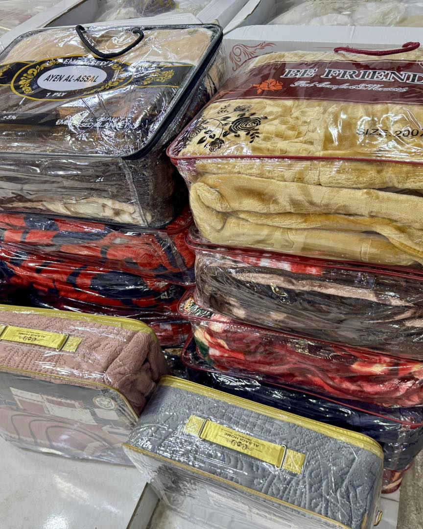 🛏️✨ مفروشات السيد ✨🛏️

كوت – سوق الكبير المسقف، قرب بيت أبو آلهوى، مقابل جامع الحاج عبود – محلات سيد صباح
📞 *********** | 🚚 توجد خدمة توصيل

🔸 بطانية نفرين فاخرة
حفر حرير درجة أولى – طبقة واحدة
وزن ثقيل 7 كيلو
🟥🖤🟫🟨 متوفرة بألوان أنيقة ومتنوعة
💰 السعر فقط 29 ألف

🪷 تصميم راقي، ملمس ناعم، دفء لا يُقاوم
اختيارك المثالي لفصل الشتاء ❄️

📦 التغليف أنيق، مناسب للإهداء أو الاستخدام الشخصي
📲 احجز الآن عبر الرسائل أو اتصل بنا مباشرة
