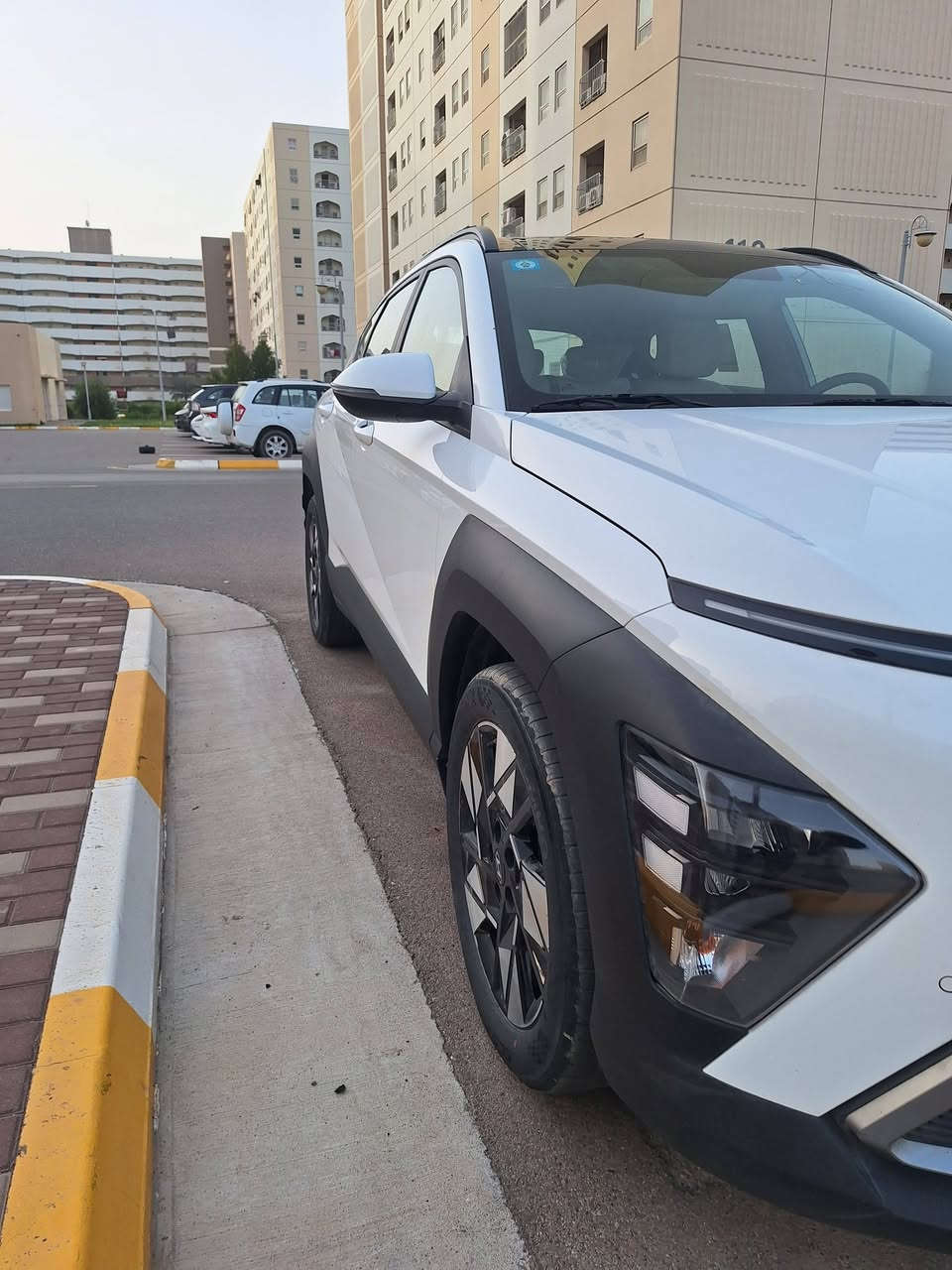 هونداي كونا خليجي موديل 2024
رقمها بغداد 
السيارة ماشية 40 الف 
مكفولة كفالة عامة من الصبغ والبارد 
: ملاحظات السيارة
الكشنات وسخات يحتاجون تنظيف 
مكان السيارة مجمع بسماية او البصرة سكن المطار
السعر 195
للتواصل 
***********
مرتضى السهلاني
