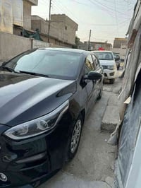 كيا فورتي  موديل 2019  للبيع    السعر ( 130 ) بيها مجال بسيط  ورقم ارب...