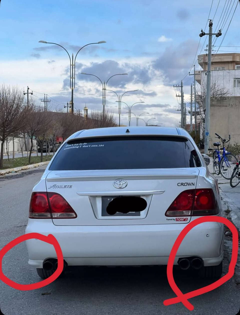 سپۆرتی بیلادی هی سەر سەیارەی خۆم پلاستیک فایبەر گلاس نیە   لۆک لۆکە شوێن سلیمانی
***********
