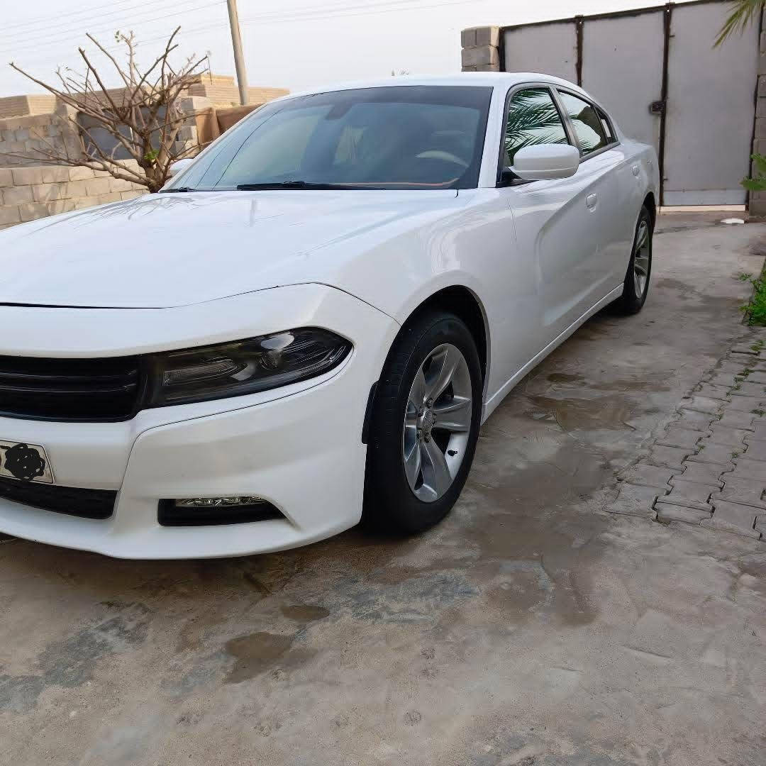 جارجر لبيع رقمه اربيل راعيه ب البصره 
السياره كندي كلين 
موديل 17اصل 
صار بيه جاملغ ب العراق
باقي السياره كفاله السياره جهازه وحله من الصوره ‭0770 496 0867‬
