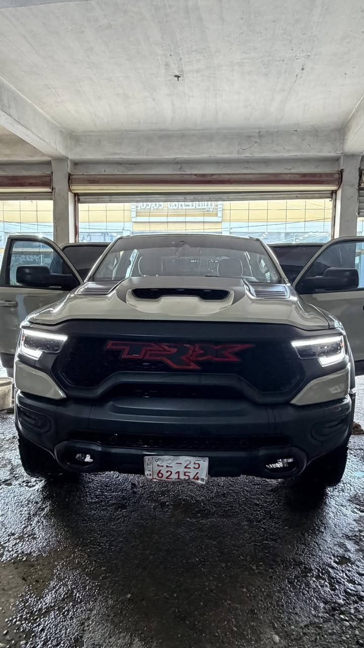 Ram 1500 2023 tradesmen 
محرك هيمي ٥.٧ 
فور ويل 4*4
سياره بدون دواخل بدون شواصي
ارباك پرده طاك و مرجع بيلادي
سياره ماشيه ٣٦.٠٠٠
سياره صبغ عام و تغير لون من ابيض الي بيجي
سعر ٢٥٥$ 
رقم ***********
رقم الشاصي مرفق ويا المنشور
