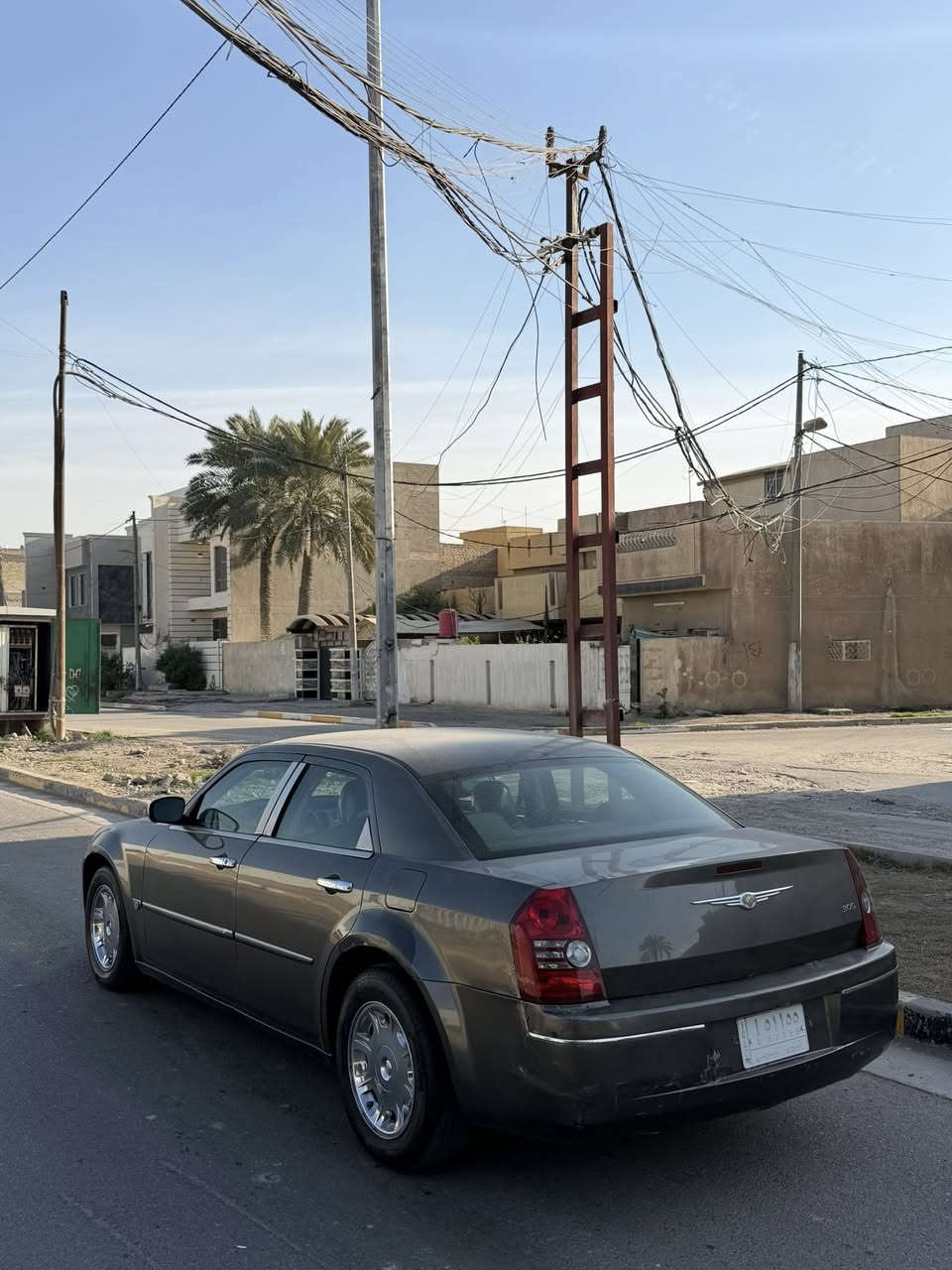 السلام عليكم
أوباما 2009 خليجي للبيع مكينة ٣٣٠٠ السياره خير من الله جاهزه 
كير مكينه صدر امامي خلفي تخم تاير جديد تبريد ثلج  داخل لونين السياره مابيها نقص بيها ٤قطع صبغ بدون حادث اثر شخوط رقم نينوى تحويل ثاني يوم للبيع السعر ١١٢ وبيها مجال رقمي ***********
العنوان بغداد
