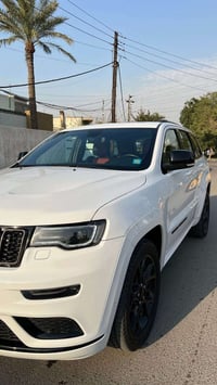 جيب  كراند شيروكي خليجي 2021  مواصفات الـ S معروفه  بيها ضرر بابين تبد...