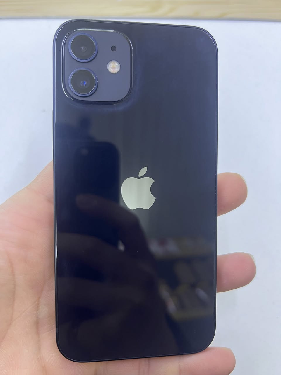 ايفون ١٢ 
نورمان ما مفتوح ما ميدل شي ضد مي ما يعبر هواء
ذاكره ٦٤
ببطاريه ٨٥ بلادي ما يصرف
تك نموذج m
السعر ٢٨٠ بي مجال
العنوان موصل ايسر حي وحده
اتصال ***********
