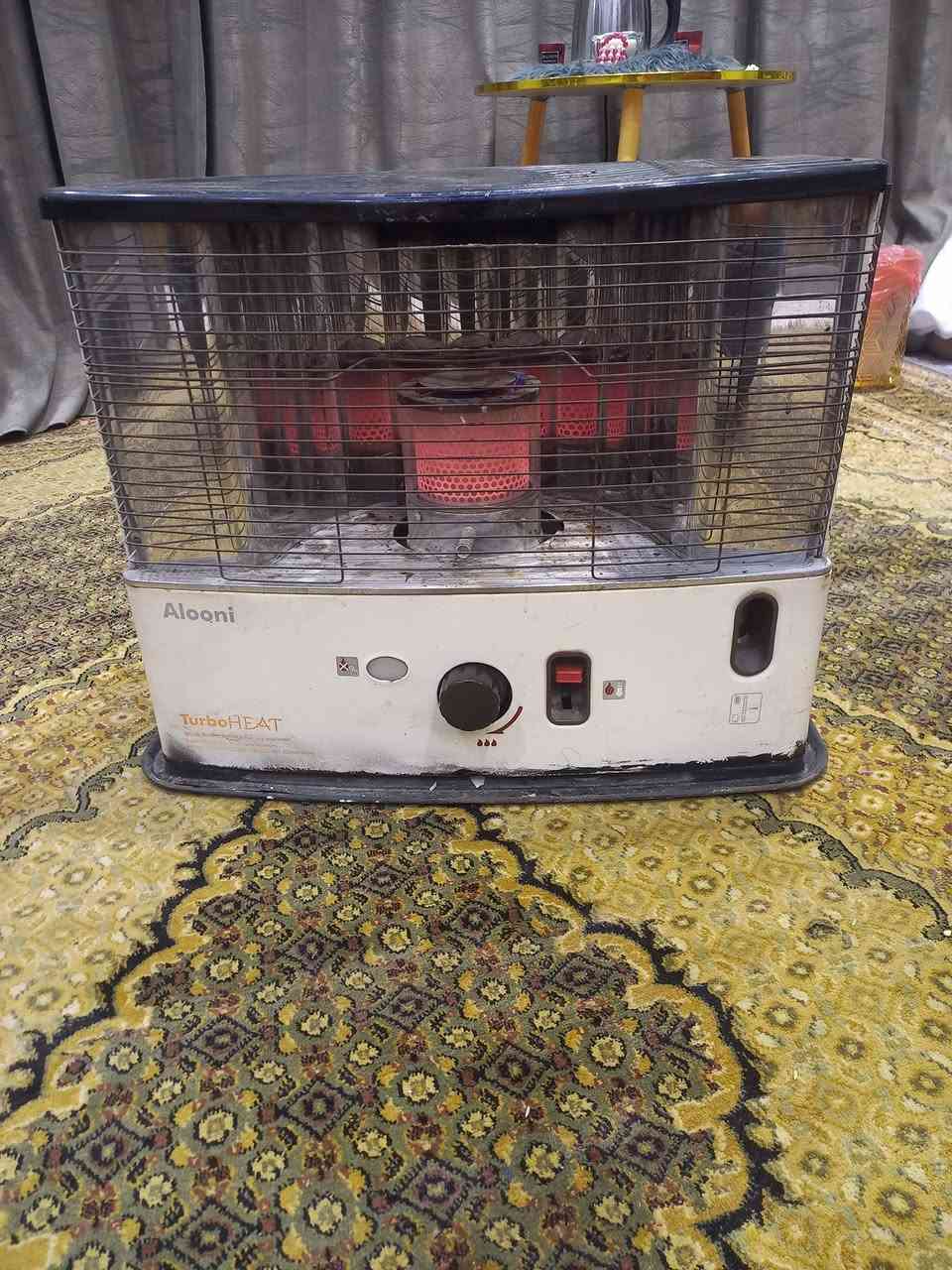 السلام عليكم اخوان صوبة الوني تيربوهات شغالة وفول خير من الله نضيفة للبيع السعر ٦٥ مكاني بغداد الغزالية وليريدهة هذا رقمي وبلخدمة ***********
