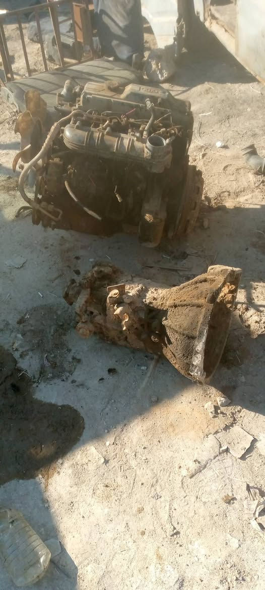 مكينه وكير وتفرعات بنكو كامله للبيع المكان واسط 5 وراق قفل ***********
