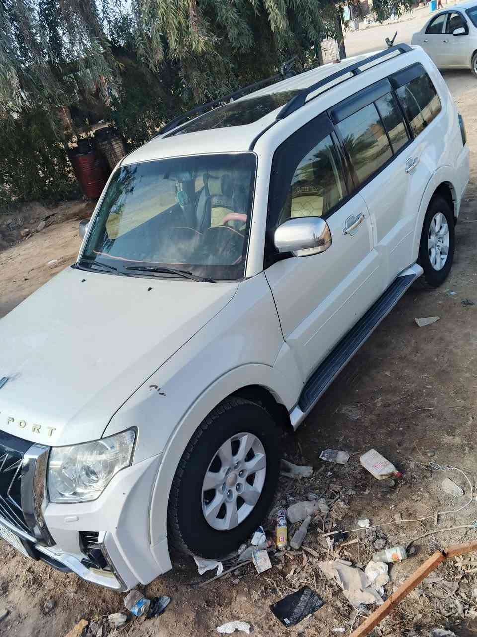 باجيروحبتور 2010محدثه 20 رقم بغداد محرك 3000 حادثها جاملغ الجه اليمنئ الامام السعر 140
ملحقاتها دعاميه الاصليه مع بلاجكتور للاستفسار الاتصال على الرقم ***********
