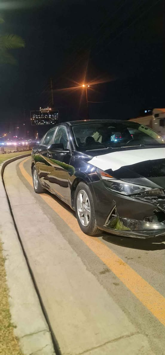 السلام عليكم 
***********
هيونداي النترا موديل ٢٠٢١ وارد أمريكي حادثها دعاميه خلفيه وبدون داخل وبدون ايرباك السياره دواخل كلش جديده بس بيها طخات بسيطه يرادلها ترتيب رقم أربيل تريد تحويل او وكاله السياره ردار أمامي خلفي ردار مري توقف ذاتي تحديد مسار تنبيه عند فتح البيبان مكينه وكير مكفولات والصدر والتبريد  ع وضع الشركه مكان السياره حي الإعلام السعر ١٢٨ وبيها مجال Colombo, Sri Lanka
