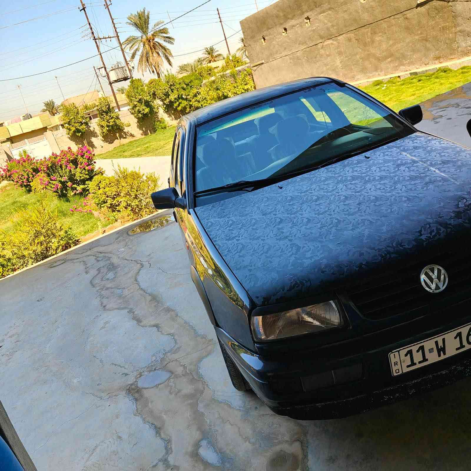 فنتو موديل93 مكينه2000 كير اوتو شرط مكفولات 
تبريد شغال صدر نضيف داخلهه كلش نضيف كهربائيات جاهزه رقم بغداد انكليزي تحويل مباشر سياره بلاديه بدوون حادث شرط
 السعر46 مكاني بغداد حي جهاد *********** بغداد, العراق
