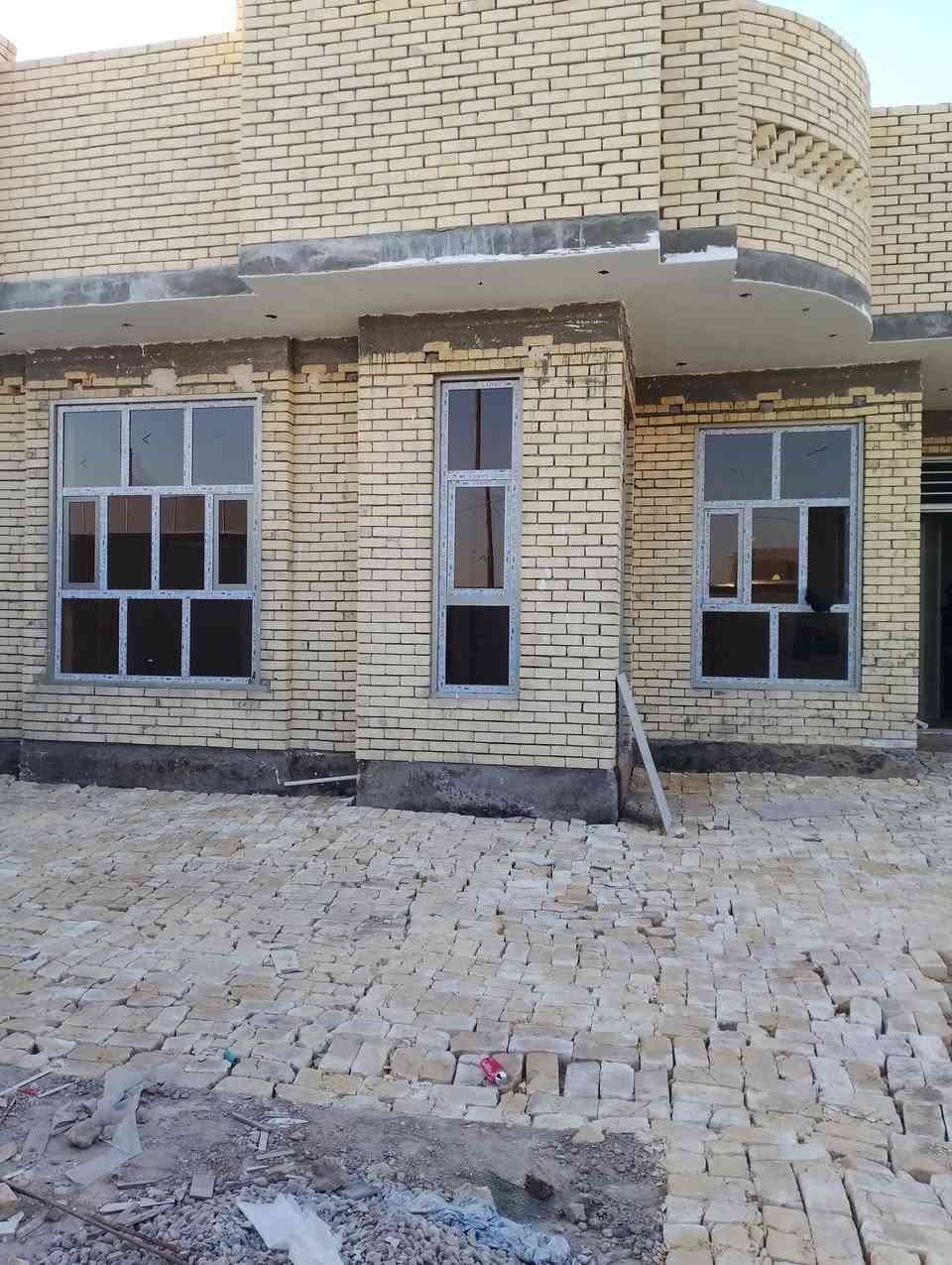 معمل باسل الزهيري اللامنيوم
تم عمل شبابيك الامنيوم مقطع تركي ثقيل 
ربل داخل وخارج معا جام ٦ملم
شغل درجة ولة 
العنوان الفهود المجري مقابيل مدرسة ابو العلاء المعري
*********** ،***********
