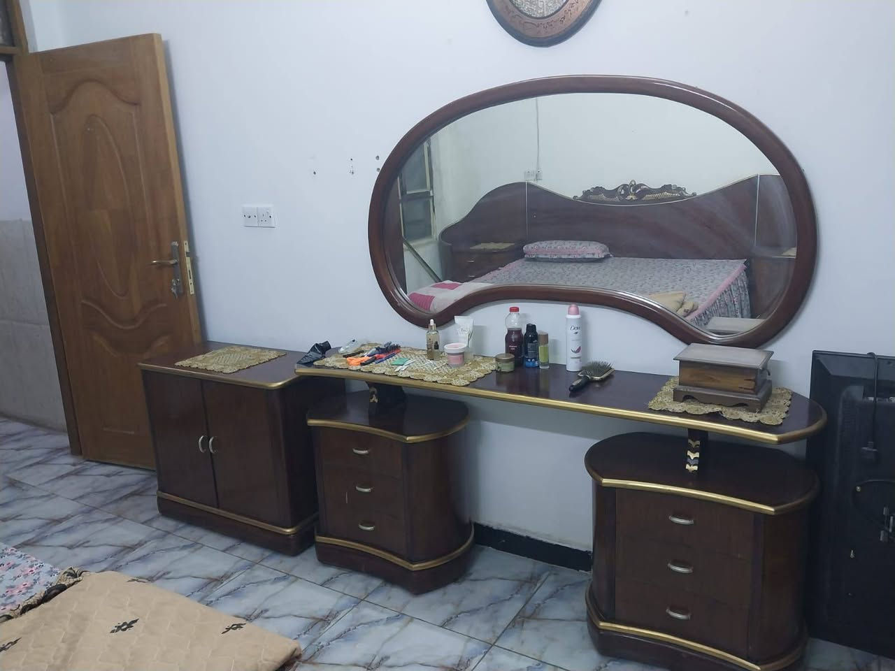 غرفه صاج بورمي نظيفه جدا مابيهه اي ضرر سعرهه ٦٠٠ للتواصل ***********مكاني بغداد
