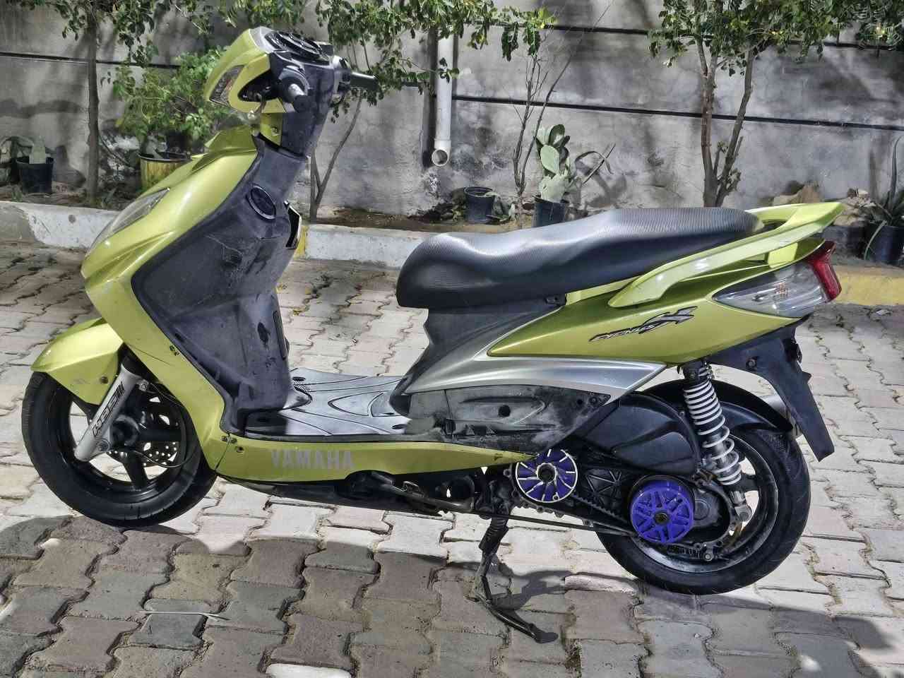 السلام عليكم
للبيع سكنس فحل نوزل الدراجه كامله مابيها نقص ملاح بيها كلجات تخم رياضي صالنصه رياضي لون مميزز ختم واحد ويه المكينة كهربائيات كامله وبيها شغلات بعد تجي وتشوف المكان بغداد زعفرانيه *********** السعر 850
